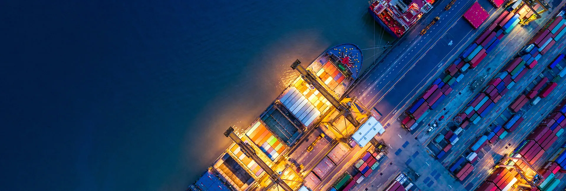 Подтвержденный опыт юридической практики.